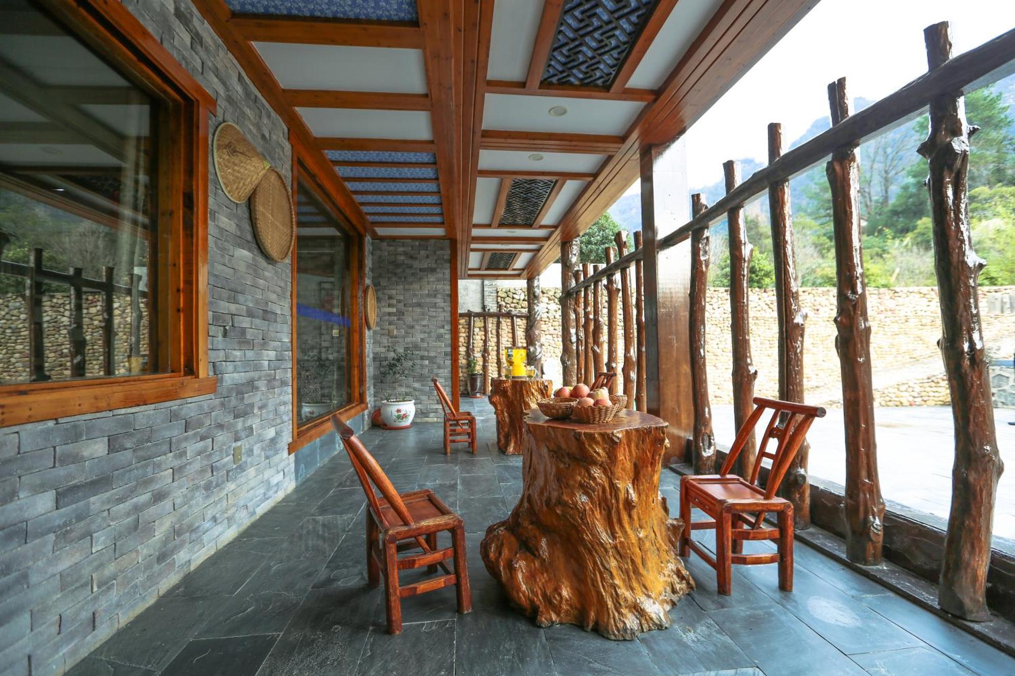 Zhangjiajie Mountainside Екстериор снимка